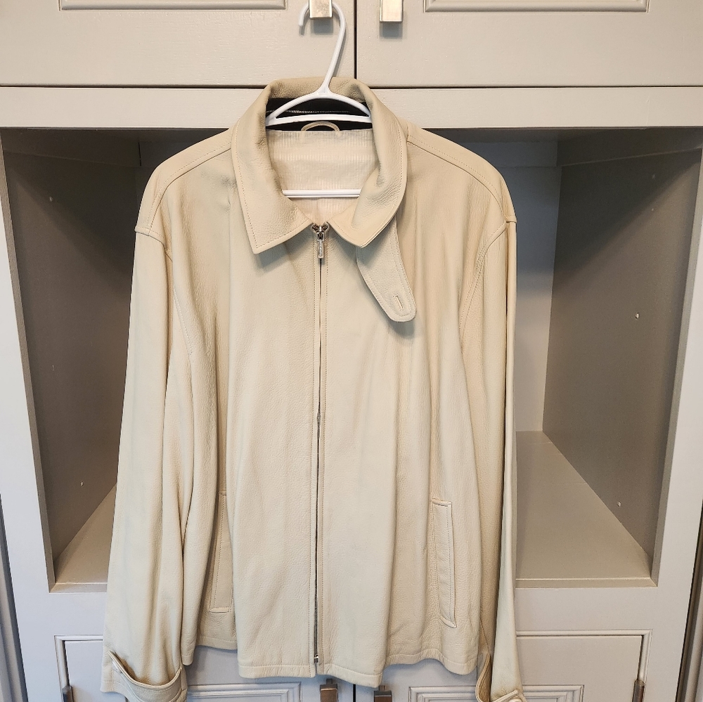 Ermenegildo Zegna Men's beige 100% leather jacket. size 56.made in Italy